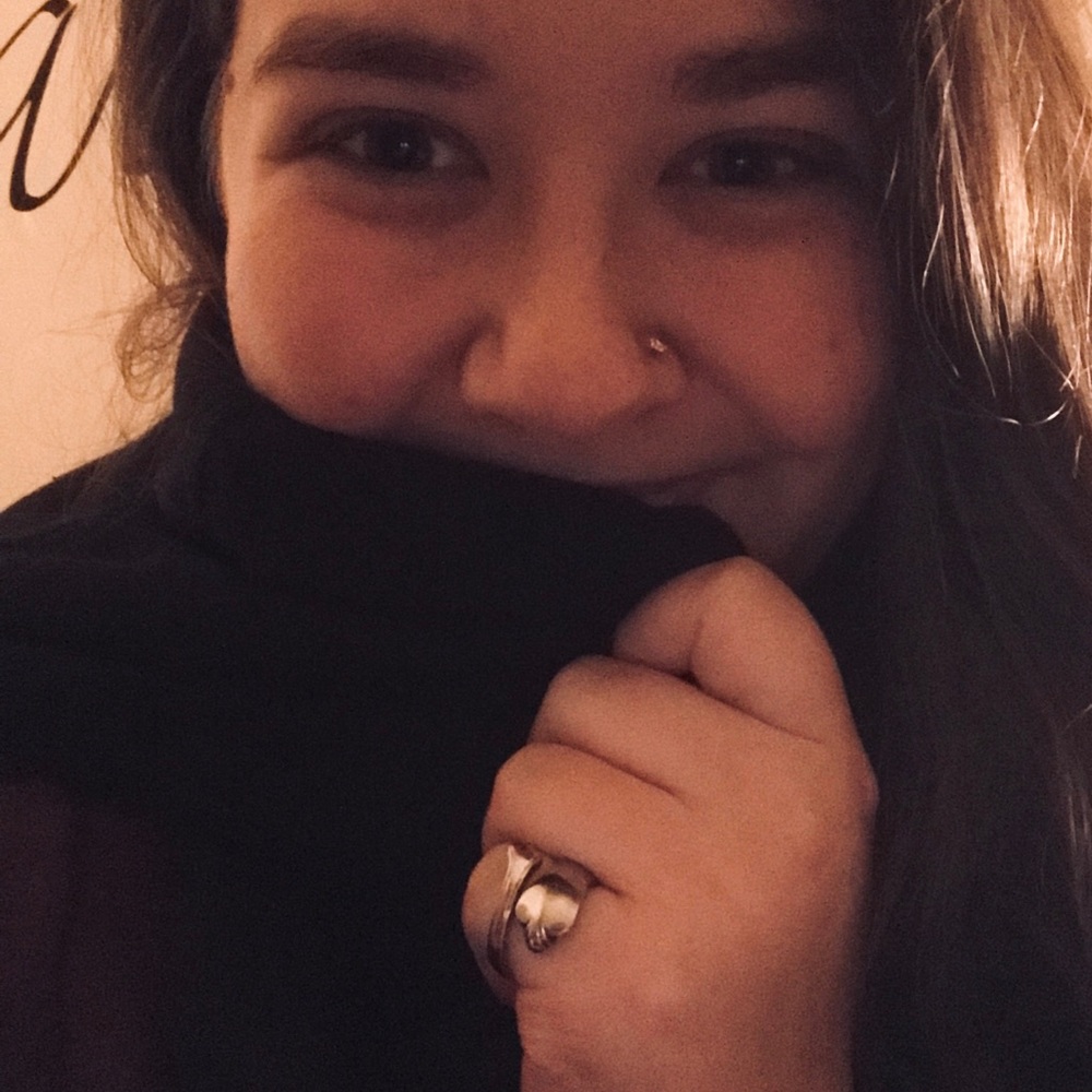 Meet your Posher, Olivia